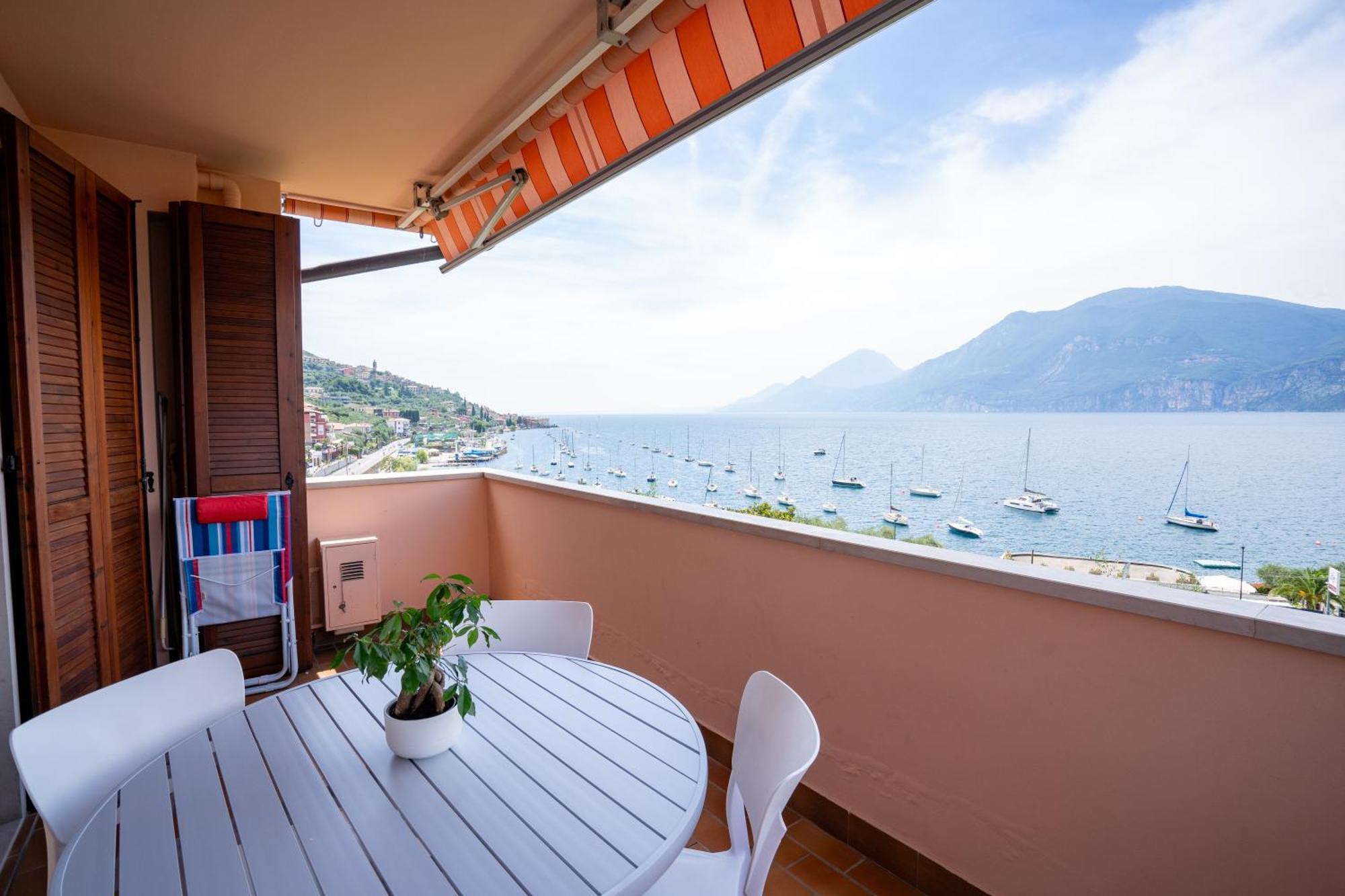 Apartamento Le Vele Beth'S House Brenzone sul Garda Exterior foto